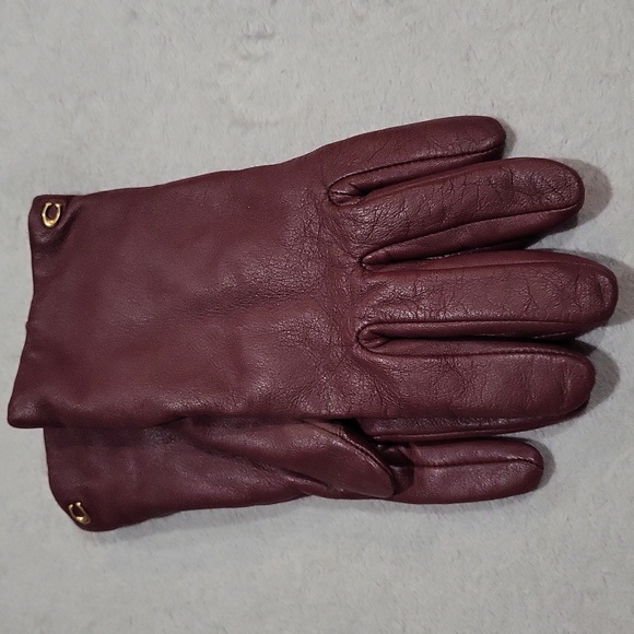 Coach Sheep Wool Lined Gloves - Picture 12 of 14